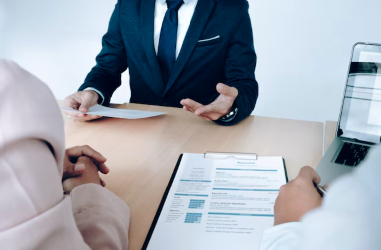10 Job Interview Tips for Beginners to Ace Your Interview